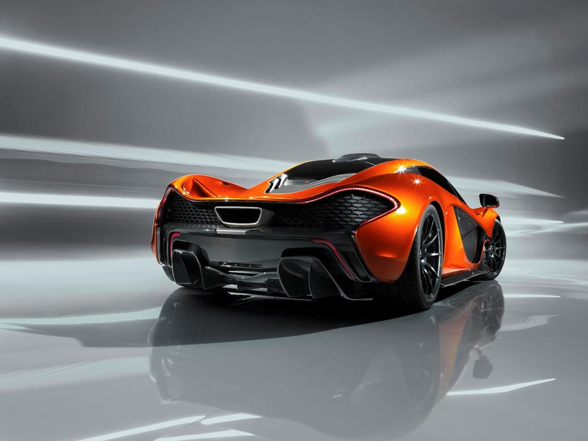 Paris Motor Show McLaren P1 2012